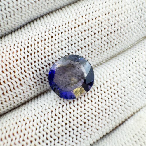 Iolite (नीली) AA+ – 4.20 Carat — view 3